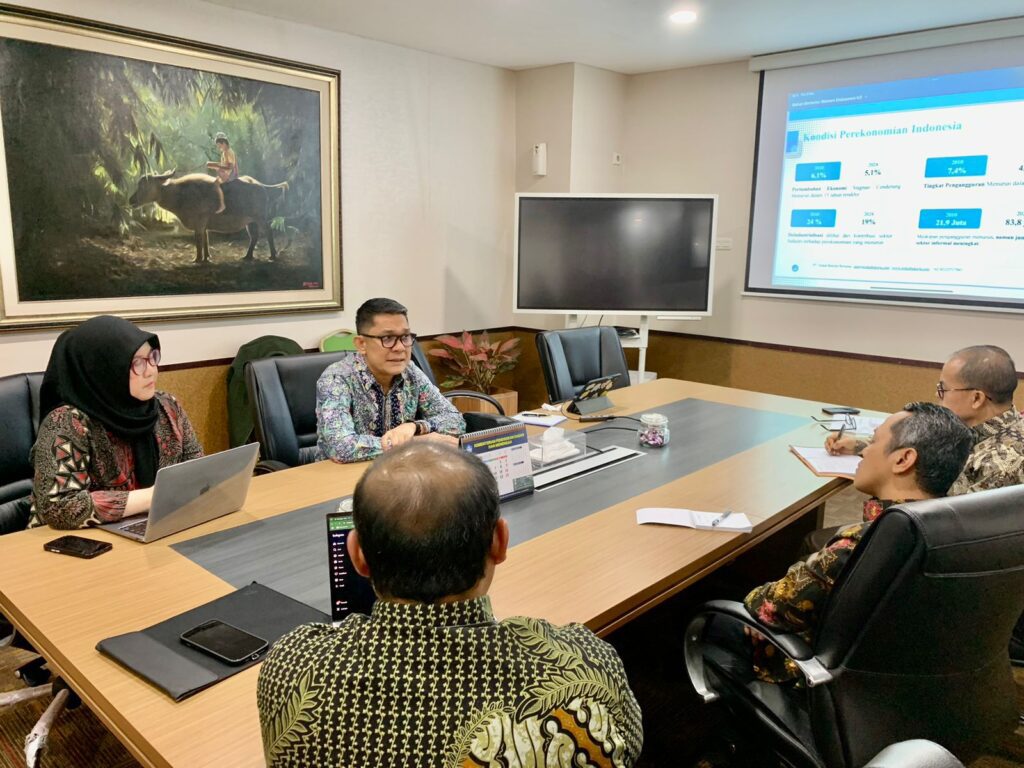 Tenhal dan Kemendikdasmen 